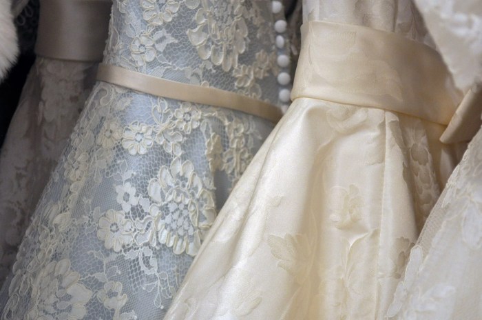 Sell your wedding dress online